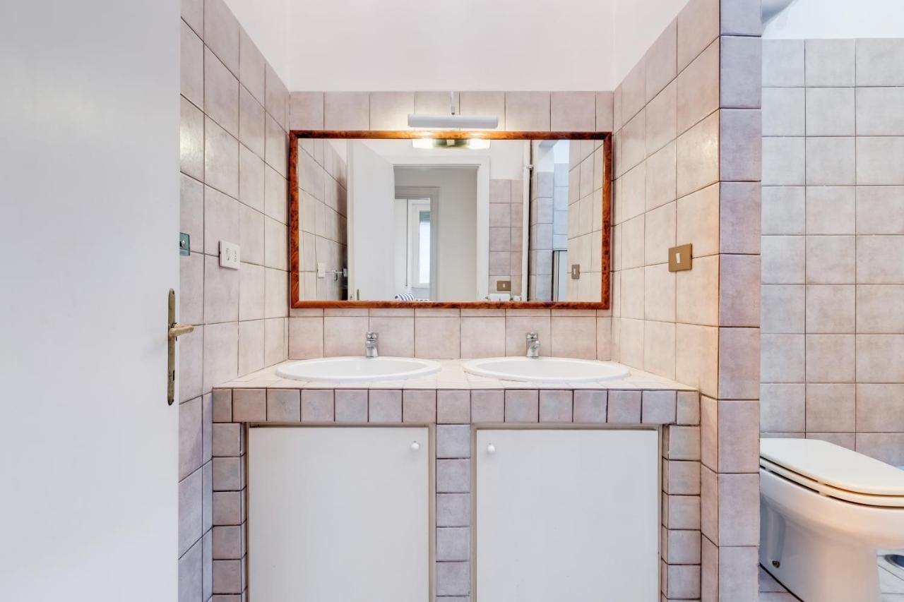 Appartamento Con 3 Camere Da Letto E 2 Bagni Vicino Al Vaticano Rome Extérieur photo